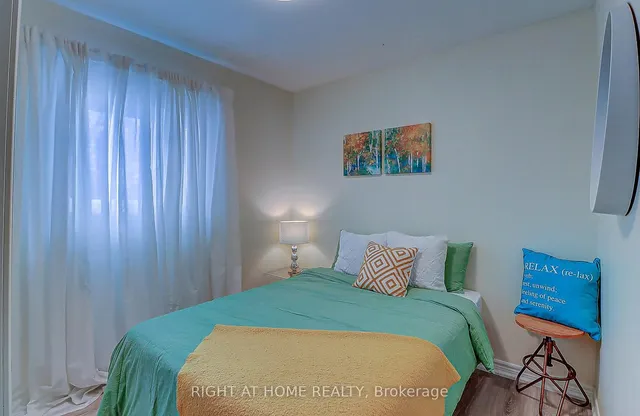 Additional image 22 of 5 Bellefontaine St