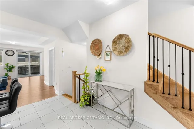 Additional image 24 of 3377 sixth Line