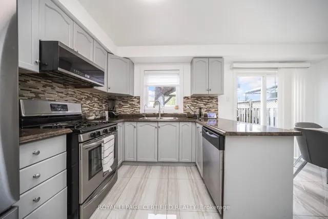 Additional image 10 of 79 Native Landing