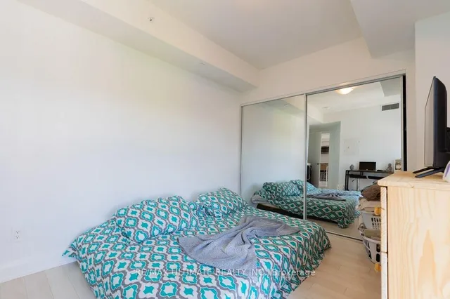 Additional image 17 of 1461 Lawrence Ave Unit 2001