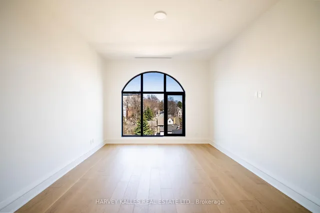 Additional image 24 of 2010 Bathurst St Unit 6A