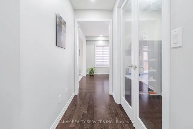 Additional image 20 of 17 Henry Moody Dr