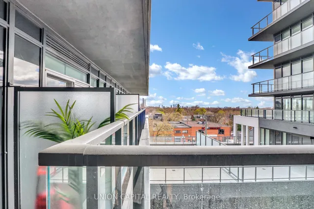 Additional image 18 of 500 Dupont St Unit 419