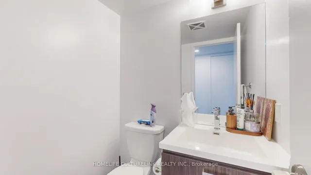 Additional image 19 of 125 Redpath Ave Unit 1501