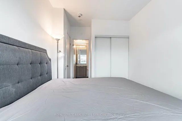 Additional image 14 of 4208 Dundas St Unit 505