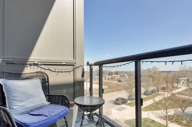 Additional image 18 of 17 Zorra St Unit 306