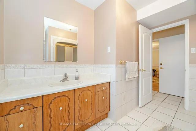 Additional image 23 of 60 Indian Cres