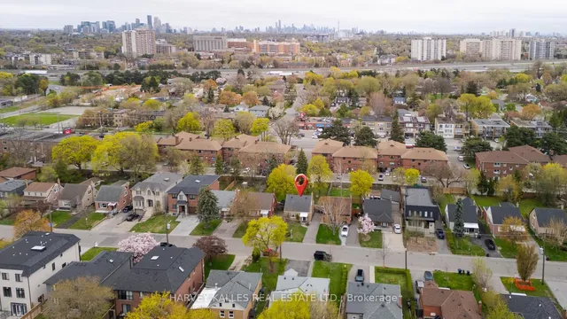 Additional image 38 of 89 Charleswood Dr