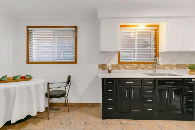 Additional image 19 of 603 Brown's Line