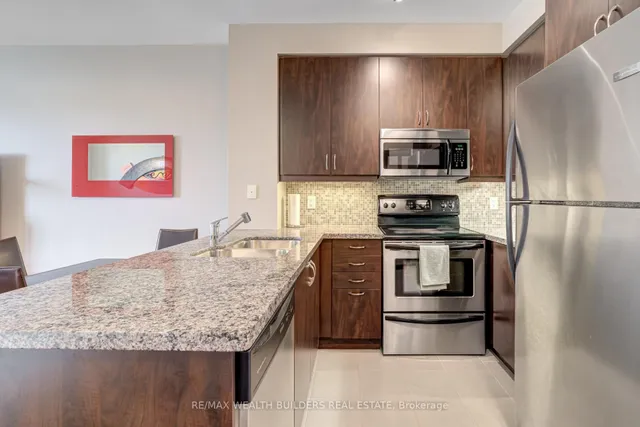 Additional image 3 of 500 St Clair Ave Unit 904