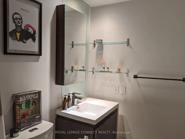 Additional image 14 of 1030 King St Unit 323