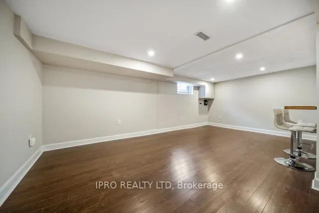 Additional image 28 of 146 Glencarry Ave