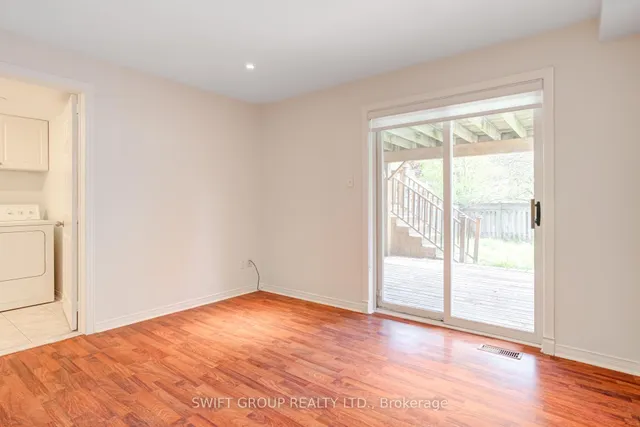 Additional image 35 of 2569 Gill Cres