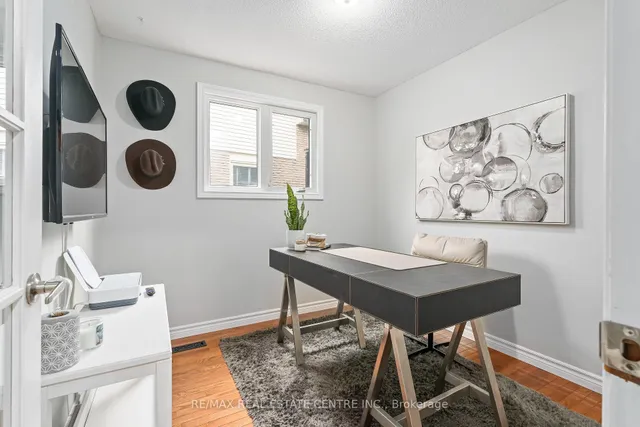 Additional image 36 of 834 Merritt Dr