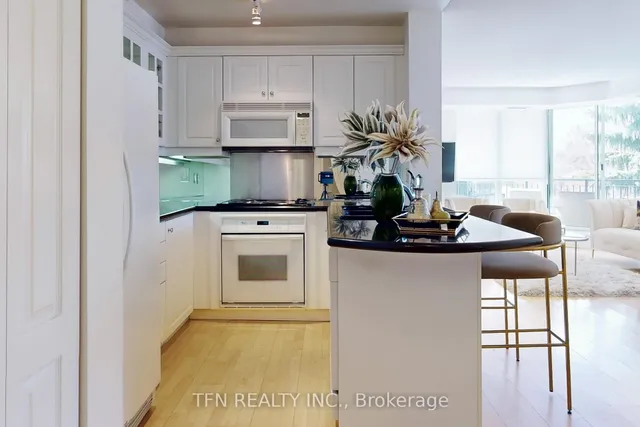 Additional image 11 of 3130 Yonge St Unit 305