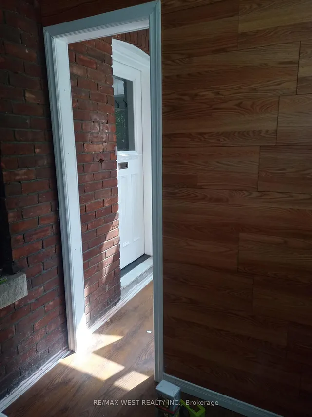 Additional image 6 of 55 Lynd Ave