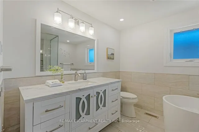 Additional image 40 of 36 Skylark Dr