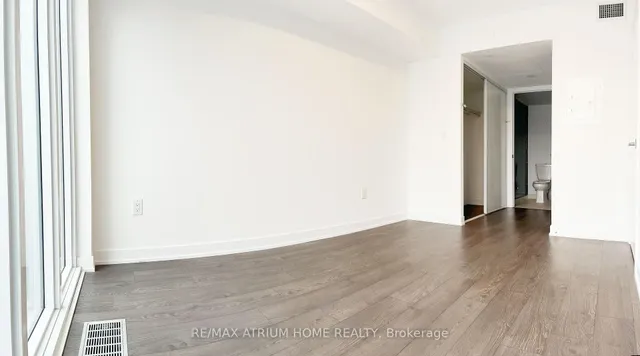 Additional image 16 of 50 Mccaul St Unit 816