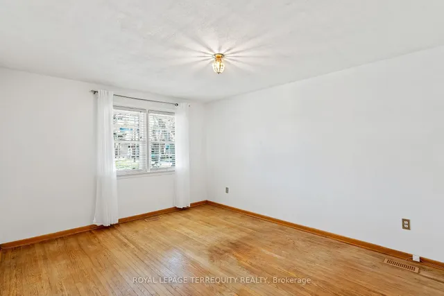 Additional image 21 of 52 Cathedral Bluffs Dr