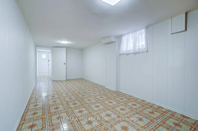 Additional image 24 of 73 Lanark Ave