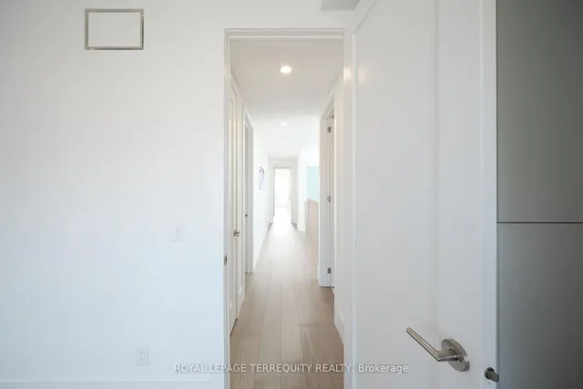 Additional image 32 of 81 Falstaff Ave