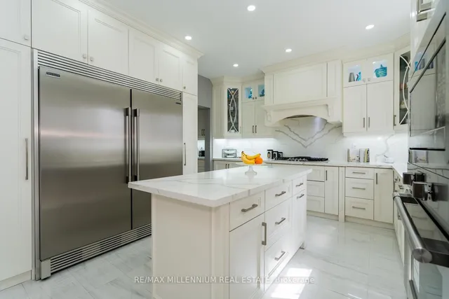 Additional image 15 of 62 Dunvegan Cres