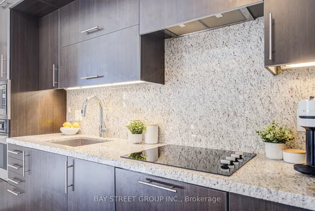 Additional image 16 of 5 Sheppard Ave Unit 2019