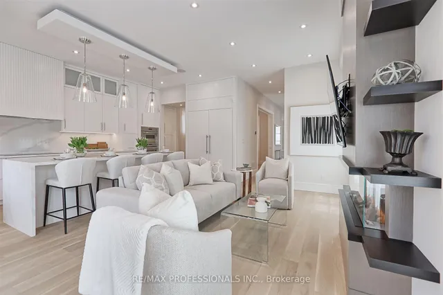 Additional image 32 of 466 Prince Edward Dr