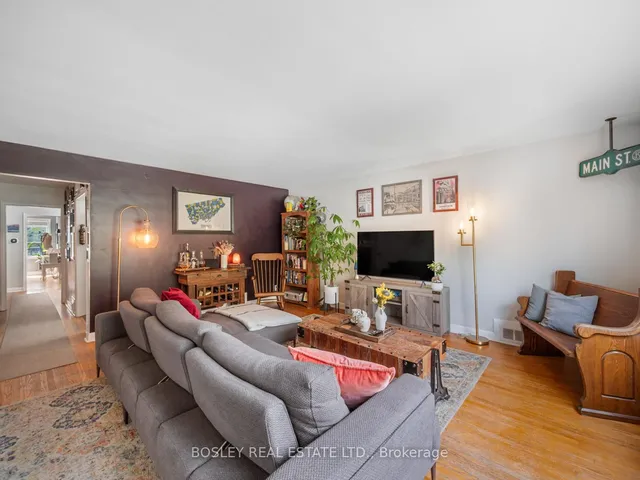 Additional image 13 of 9 Love Cres