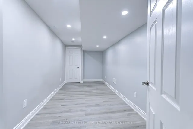 Additional image 33 of 5 Golden Spring Dr