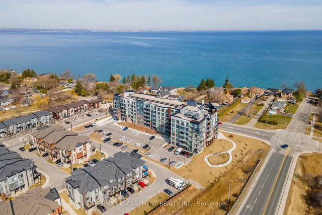 Additional image 43 of 600 North Service Rd Unit 613