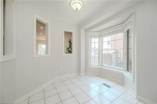 Additional image 9 of 105 Desert Sand Dr