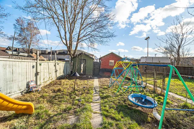 Additional image 27 of 24 Harvey St