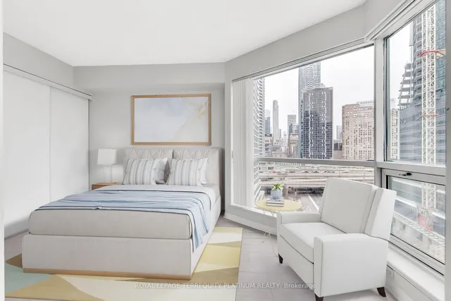 Additional image 8 of 10 Yonge St Unit 1008