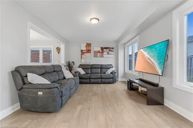 Additional image 13 of 158 Voyager Pass