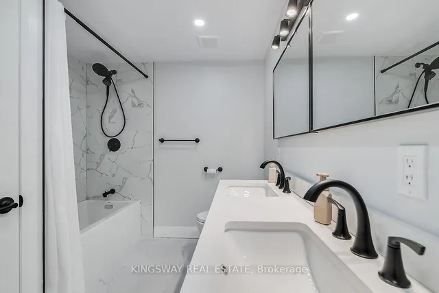 Additional image 42 of 4172 Vermont Cres