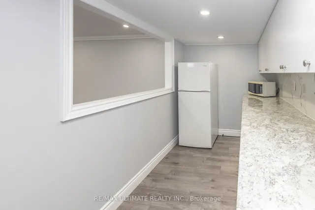 Additional image 25 of 3641 Holden Cres