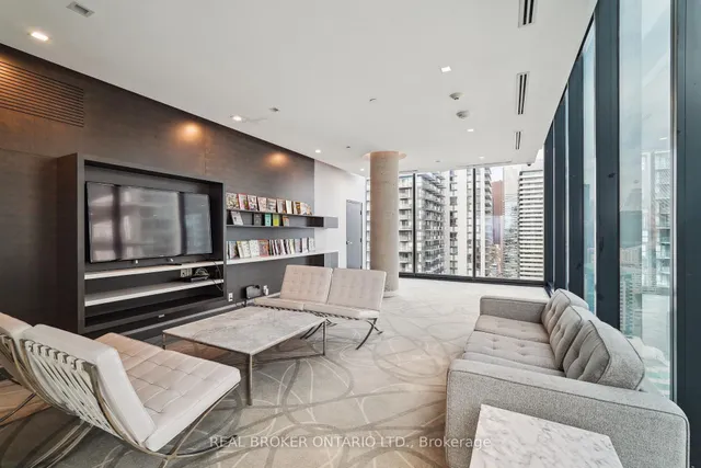 Additional image 33 of 11 Charlotte St Unit 2504