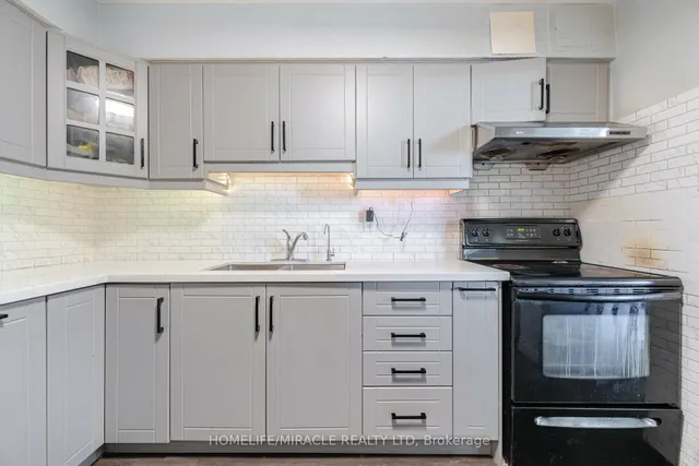 Additional image 17 of 3577 Derry Rd Unit 702