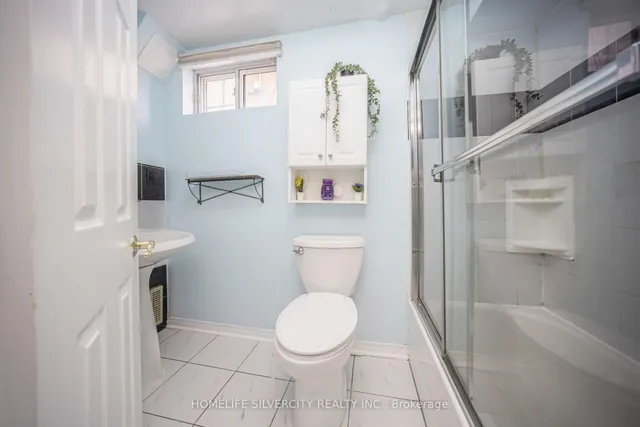 Additional image 40 of 4 Benstrow Ave