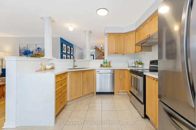 Additional image 12 of 646 Edwards Ave