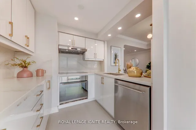 Additional image 18 of 50 Eglinton Ave Unit PH01