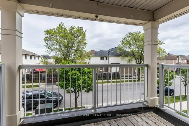 Additional image 32 of 46 Livingston Rd