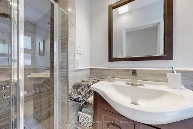 Additional image 33 of 14 Restwell Cres