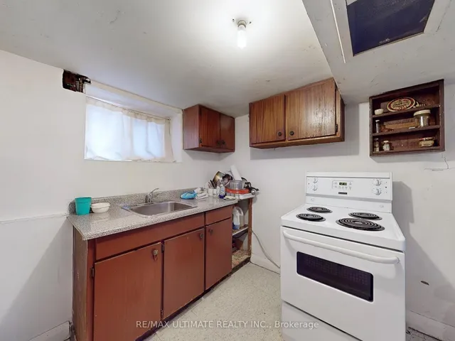 Additional image 32 of 1809 Dufferin St