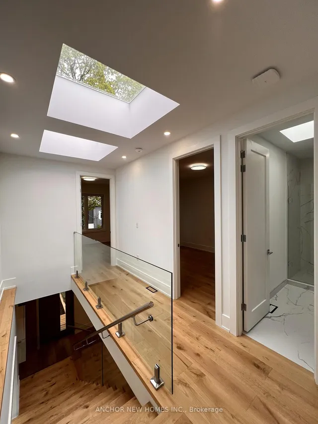 Additional image 15 of 834 Sammon Ave