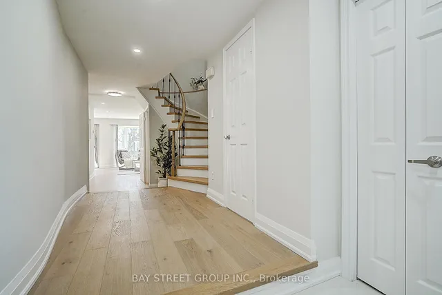 Additional image 3 of 35 Belinda Sq