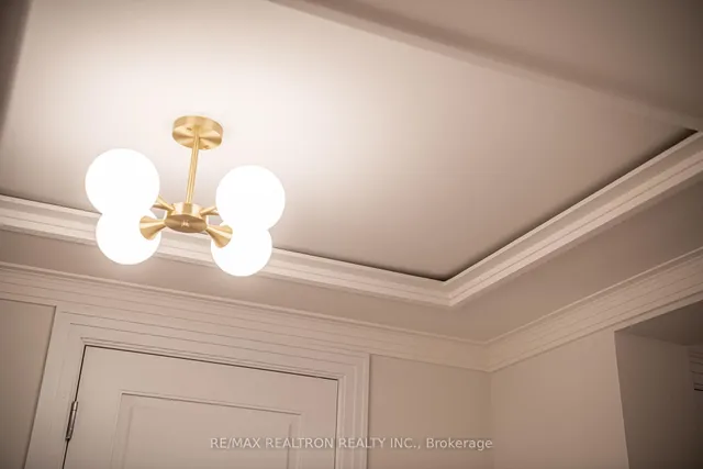 Additional image 33 of 206 Bloor St Unit 801