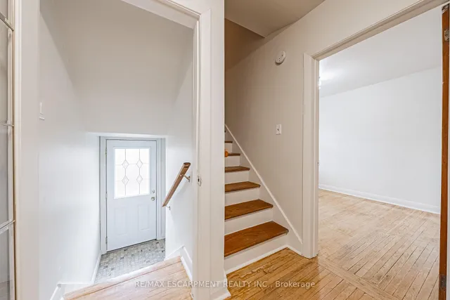 Additional image 15 of 8 Sinclair Crt