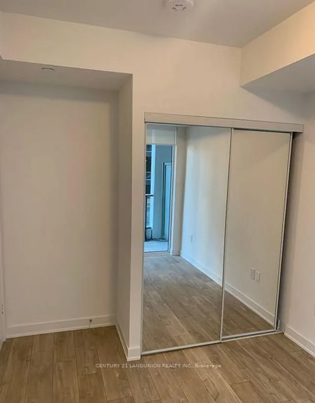 Additional image 9 of 121 Lower Sherbourne St Unit 644 SW